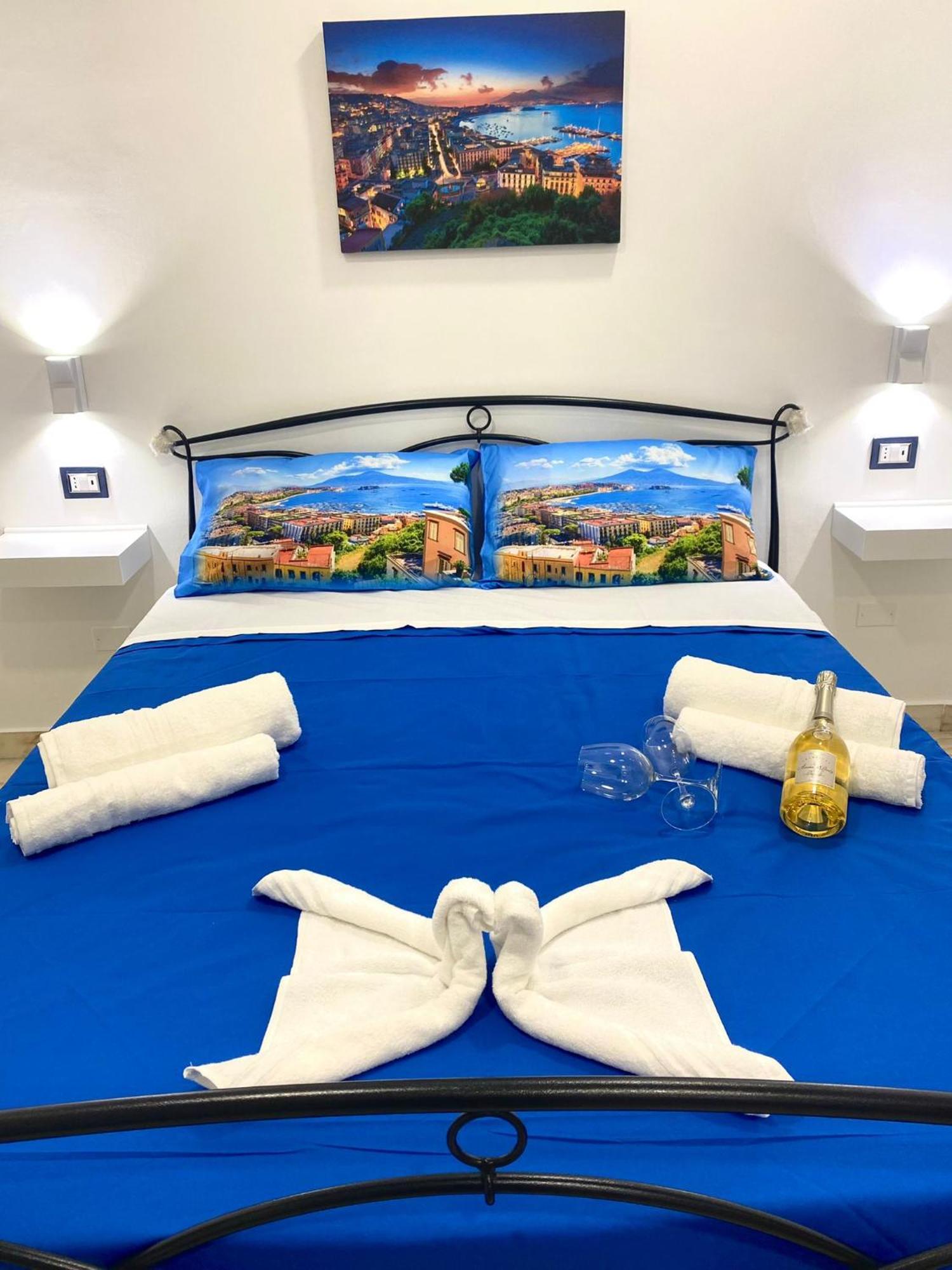 Castellano Apartment Napoli Eksteriør billede
