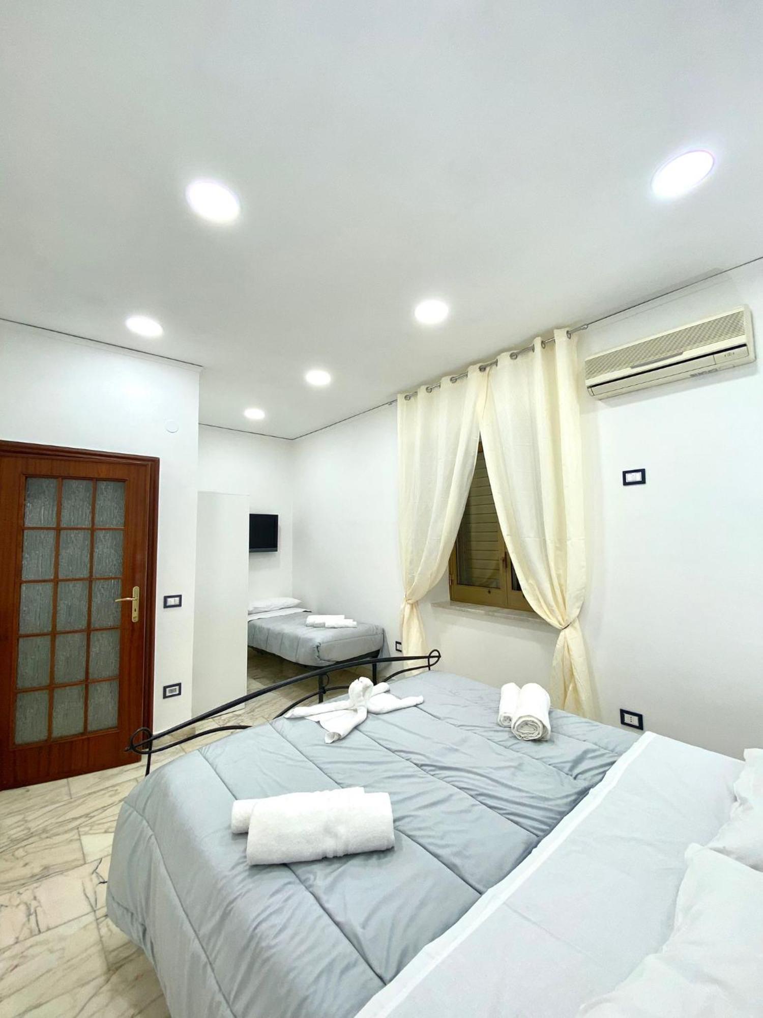 Castellano Apartment Napoli Eksteriør billede