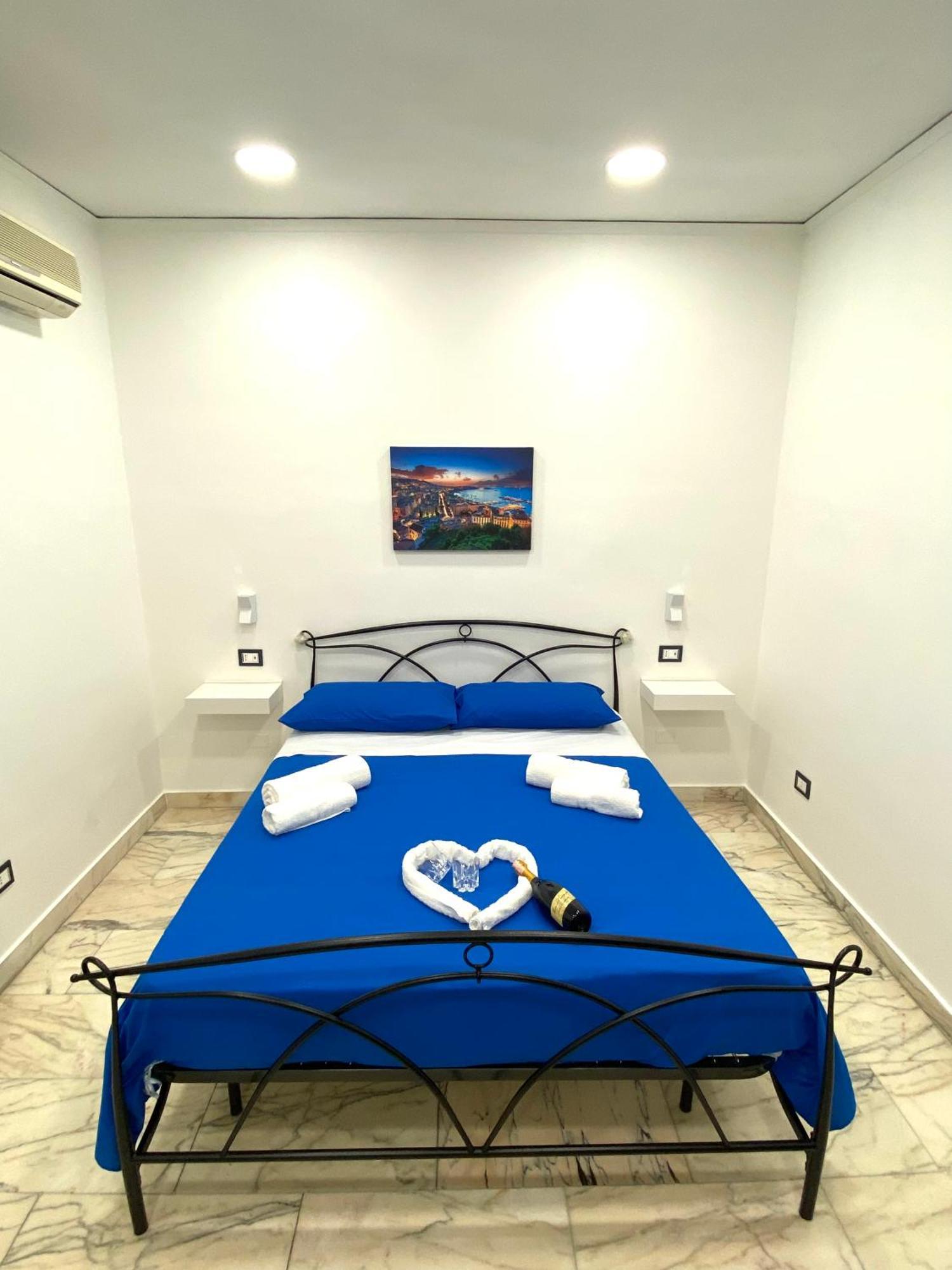Castellano Apartment Napoli Eksteriør billede